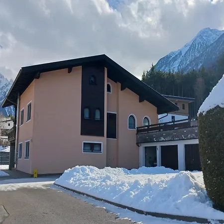 Apartment In Oetztal Near Ski Slopes * Sautens