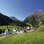 아파트 In Oetztal Near Slopes