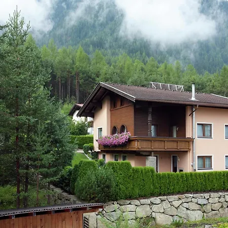 Daire In Oetztal Near Slopes *