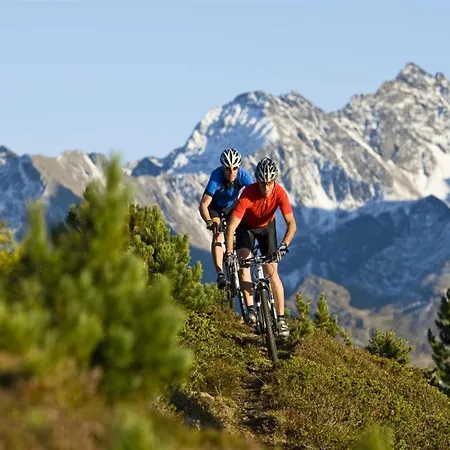 Daire In Oetztal Near Slopes *